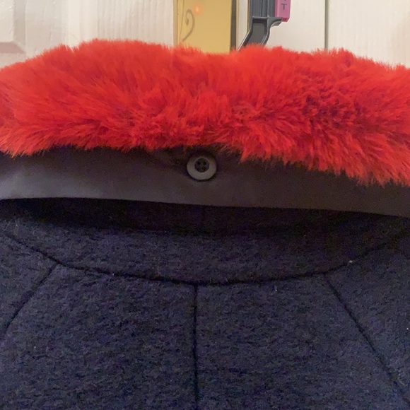 Jacadi Girls coat.With tags.Alina Marine. Removable faux fur collar. Size 6 & 10 - Picture 4 of 7